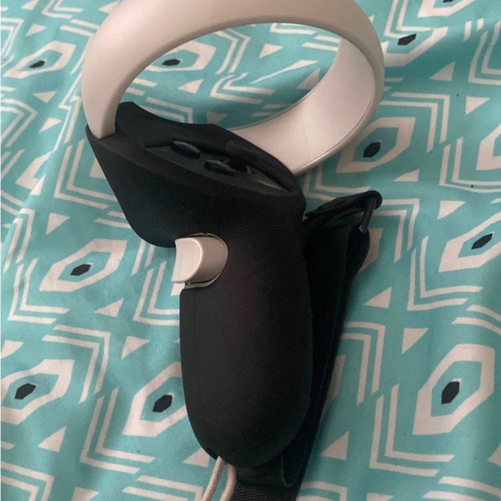 Oculus quest 2 128 GB - Picture 3 of 5